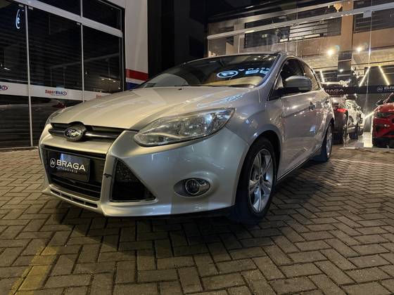 FORD FOCUS 1.6 SE 16V FLEX 4P POWERSHIFT